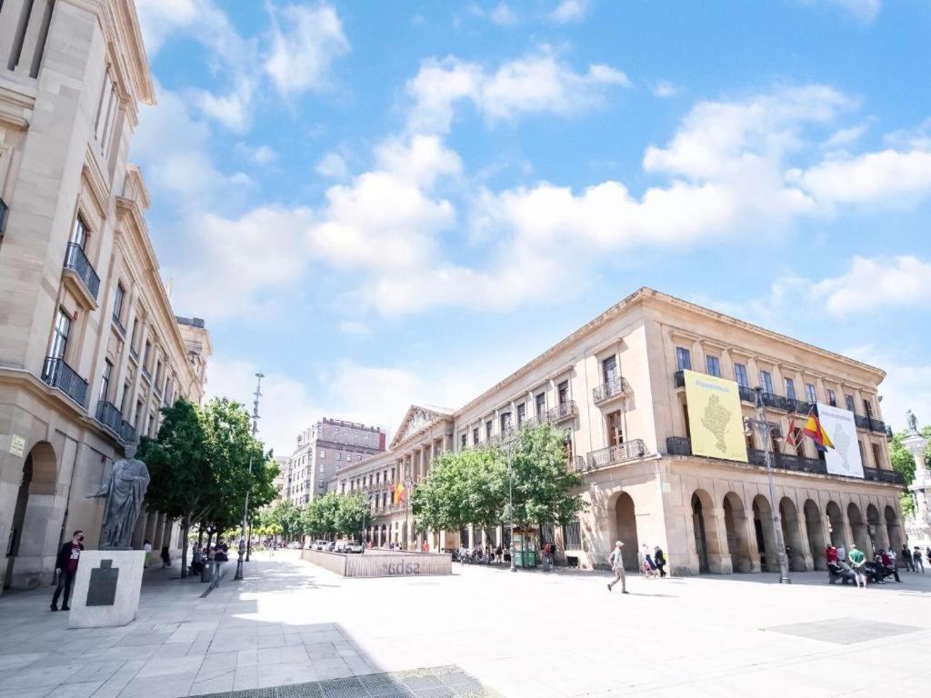 Apartamento Mercaderes Pamplona Exterior foto